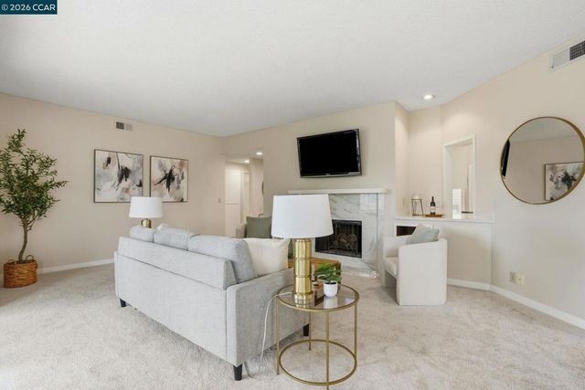 1221 Avenida Sevilla 1B, Walnut Creek, CA 94595