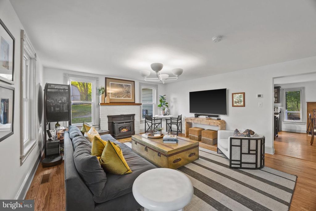 Image 11 of property listing at 14401 WINDY OAK CIR, Upper Marlboro, MD 20772