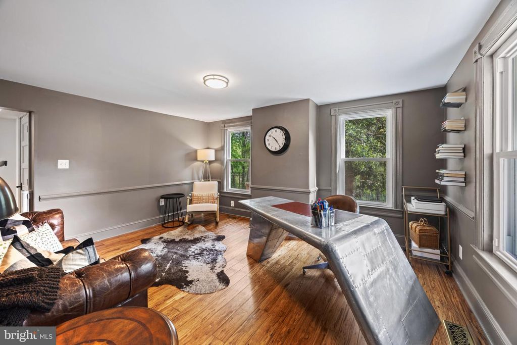 Image 12 of property listing at 14401 WINDY OAK CIR, Upper Marlboro, MD 20772