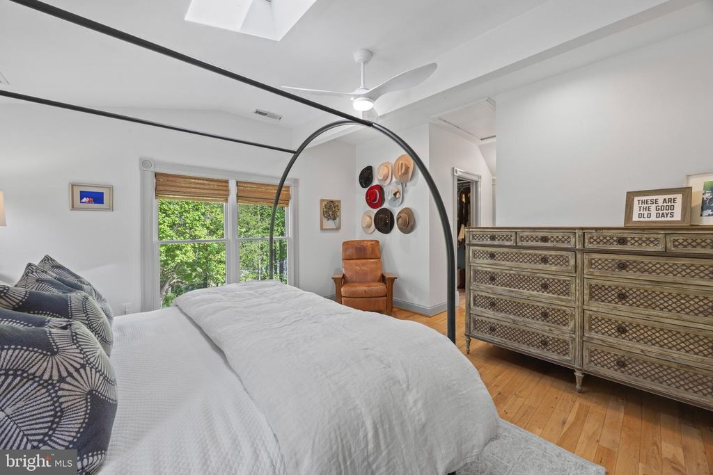 Image 20 of property listing at 14401 WINDY OAK CIR, Upper Marlboro, MD 20772