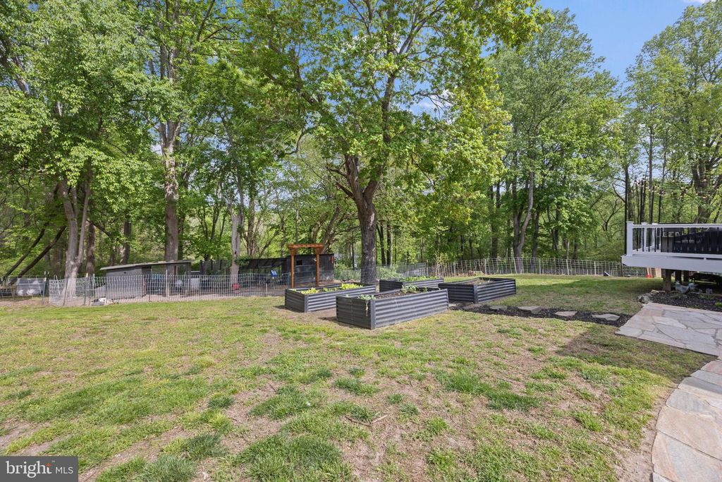 Image 33 of property listing at 14401 WINDY OAK CIR, Upper Marlboro, MD 20772