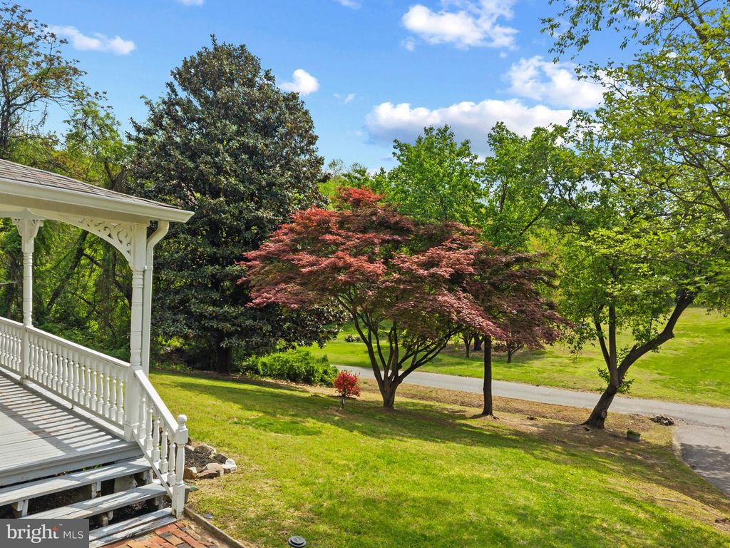 Image 36 of property listing at 14401 WINDY OAK CIR, Upper Marlboro, MD 20772