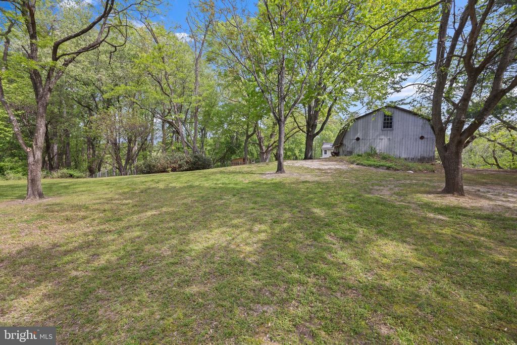 Image 41 of property listing at 14401 WINDY OAK CIR, Upper Marlboro, MD 20772