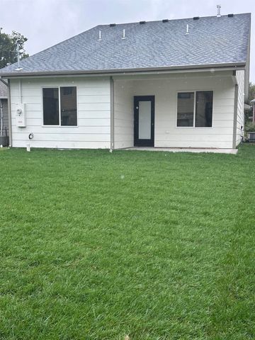 552 N Dellrose Ave, Wichita, KS 67208