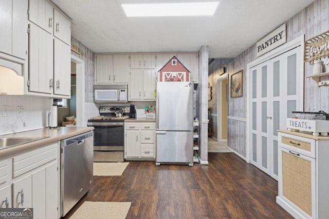 1341 Sommerset Drive, Lawrenceville, GA 30043