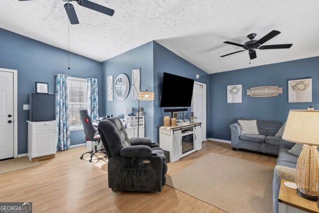 1341 Sommerset Drive, Lawrenceville, GA 30043