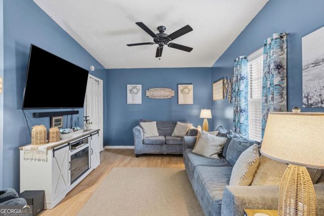 1341 Sommerset Drive, Lawrenceville, GA 30043