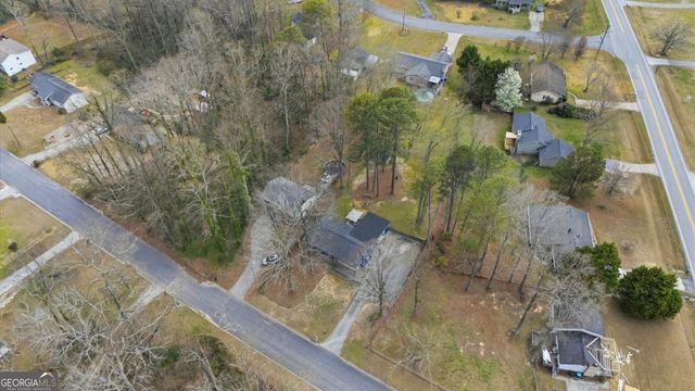 1341 Sommerset Drive, Lawrenceville, GA 30043