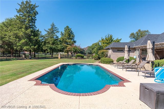 7200 Highland Park Drive, Fort Smith, AR 72916