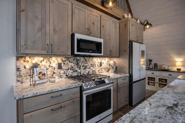 6396 Hayden Road, Sun Prairie, WI 53590