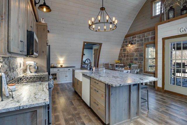 6396 Hayden Road, Sun Prairie, WI 53590