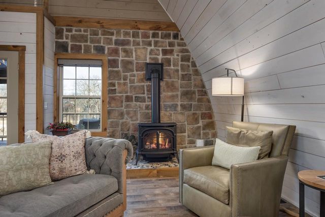 6396 Hayden Road, Sun Prairie, WI 53590