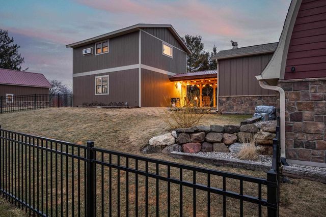 6396 Hayden Road, Sun Prairie, WI 53590