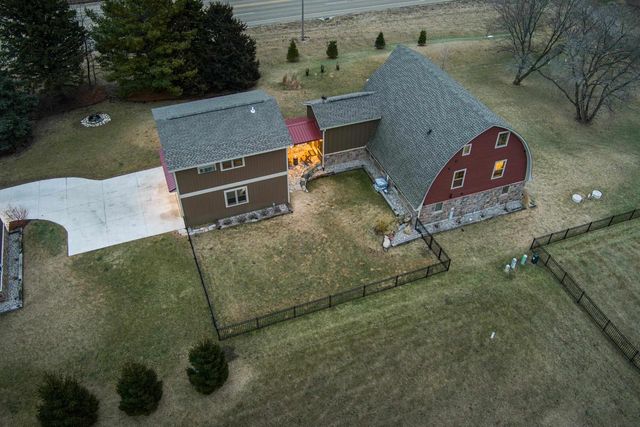 6396 Hayden Road, Sun Prairie, WI 53590