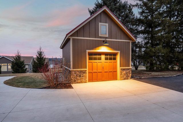 6396 Hayden Road, Sun Prairie, WI 53590