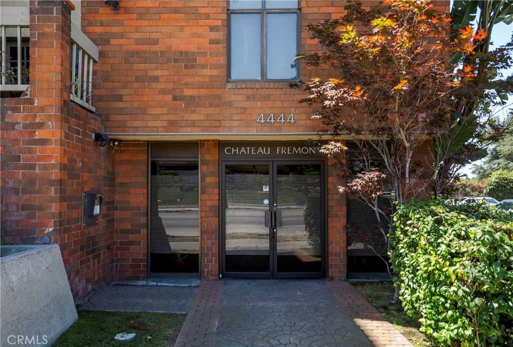 4444 Wilshire Boulevard 102, Los Angeles, CA 90010 — photo 3