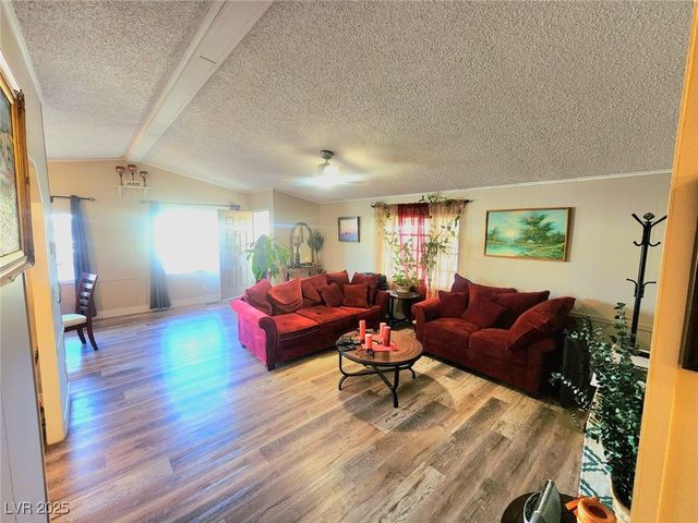 3519 Isle Royale Drive, Las Vegas, NV 89122