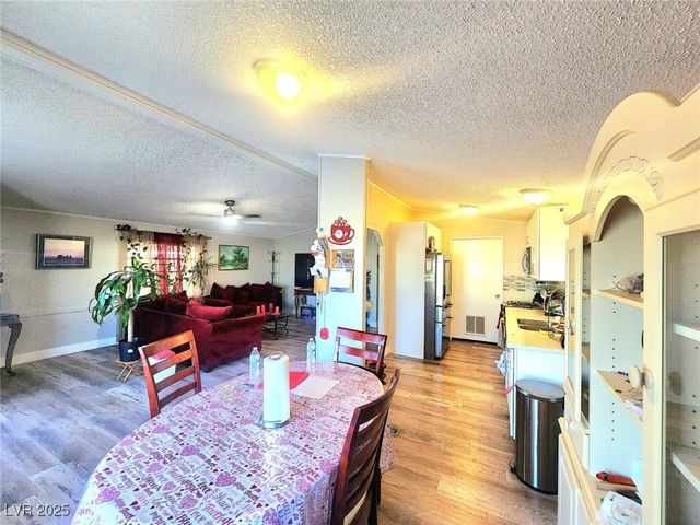 3519 Isle Royale Drive, Las Vegas, NV 89122