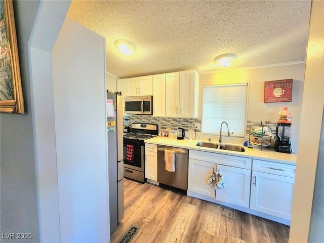 3519 Isle Royale Drive, Las Vegas, NV 89122