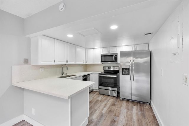 6659 SW 41st Place 38, Davie, FL 33314