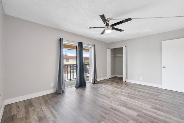6659 SW 41st Place 38, Davie, FL 33314