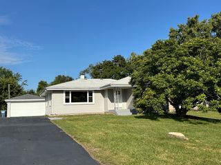 6154 Pershing Avenue, Downers Grove, IL 60516