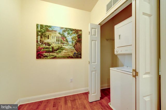 100 MIDDLESEX BLVD #211, Plainsboro, NJ 08536