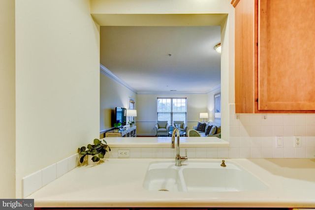 100 MIDDLESEX BLVD #211, Plainsboro, NJ 08536