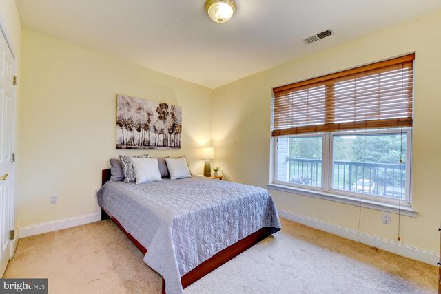 100 MIDDLESEX BLVD #211, Plainsboro, NJ 08536