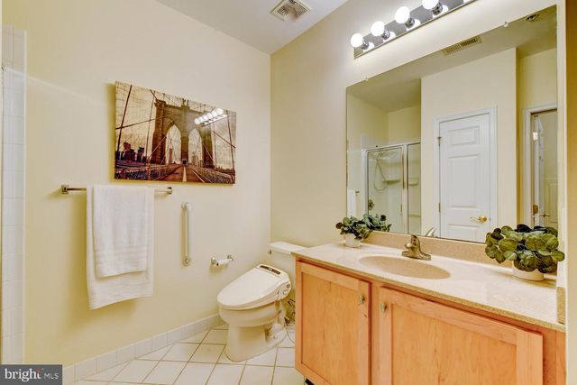 100 MIDDLESEX BLVD #211, Plainsboro, NJ 08536