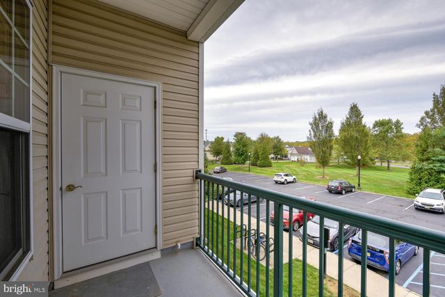 100 MIDDLESEX BLVD #211, Plainsboro, NJ 08536