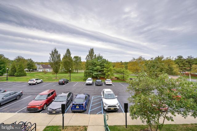 100 MIDDLESEX BLVD #211, Plainsboro, NJ 08536