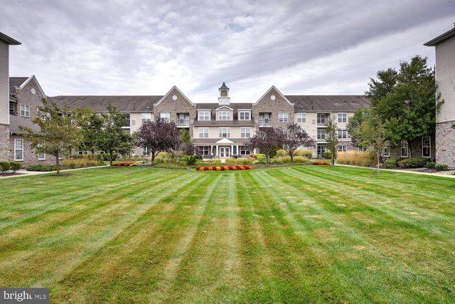 100 MIDDLESEX BLVD #211, Plainsboro, NJ 08536