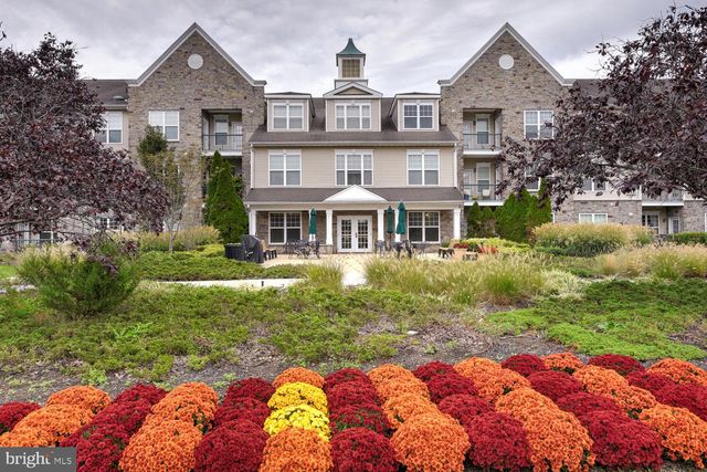 100 MIDDLESEX BLVD #211, Plainsboro, NJ 08536