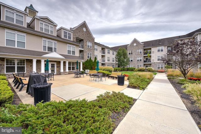 100 MIDDLESEX BLVD #211, Plainsboro, NJ 08536
