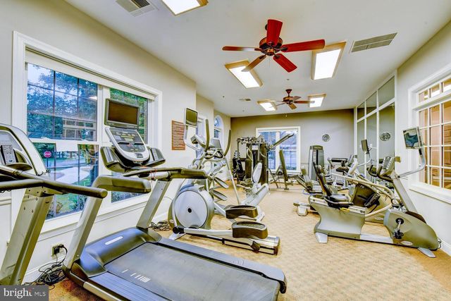 100 MIDDLESEX BLVD #211, Plainsboro, NJ 08536