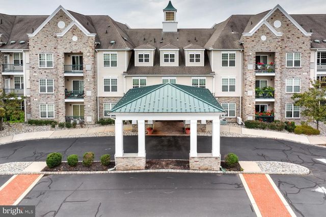 100 MIDDLESEX BLVD #211, Plainsboro, NJ 08536