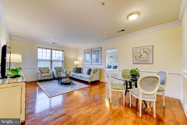 100 MIDDLESEX BLVD #211, Plainsboro, NJ 08536