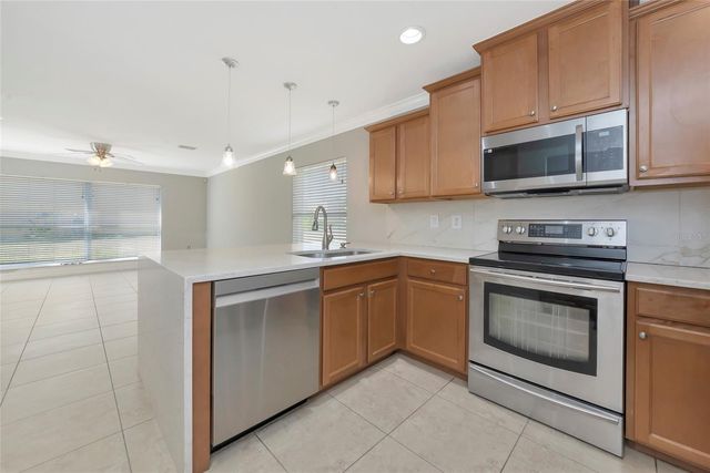 7112 CHATUM LIGHT RUN, Bradenton, FL 34212