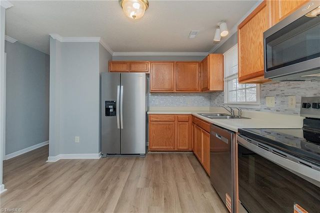 2 Ponderosa Court, Greensboro, NC 27406