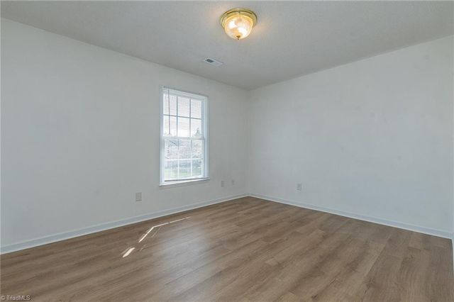 2 Ponderosa Court, Greensboro, NC 27406