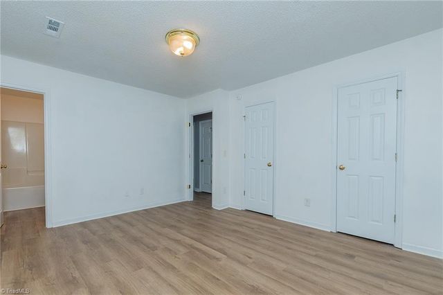 2 Ponderosa Court, Greensboro, NC 27406