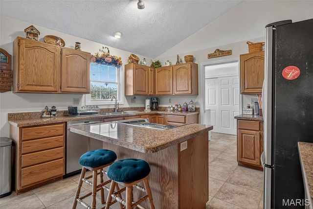 12194 Cedar Circle Drive, Ste Genevieve, MO 63670