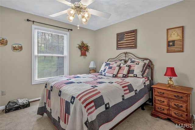 12194 Cedar Circle Drive, Ste Genevieve, MO 63670