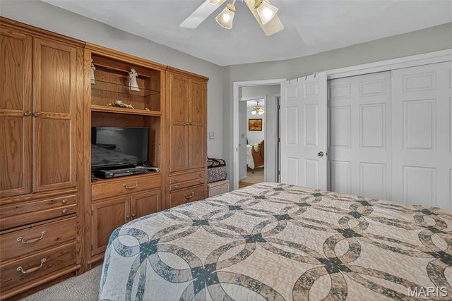 12194 Cedar Circle Drive, Ste Genevieve, MO 63670