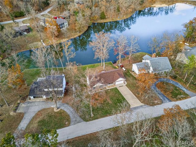 12194 Cedar Circle Drive, Ste Genevieve, MO 63670