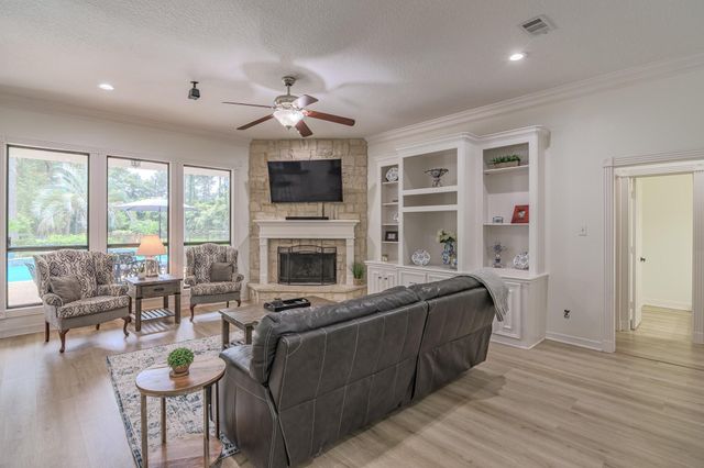 35823 Post Oak Circle, Magnolia, TX 77355
