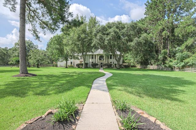 35823 Post Oak Circle, Magnolia, TX 77355