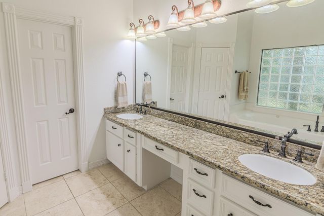 35823 Post Oak Circle, Magnolia, TX 77355