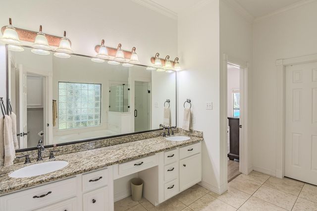 35823 Post Oak Circle, Magnolia, TX 77355